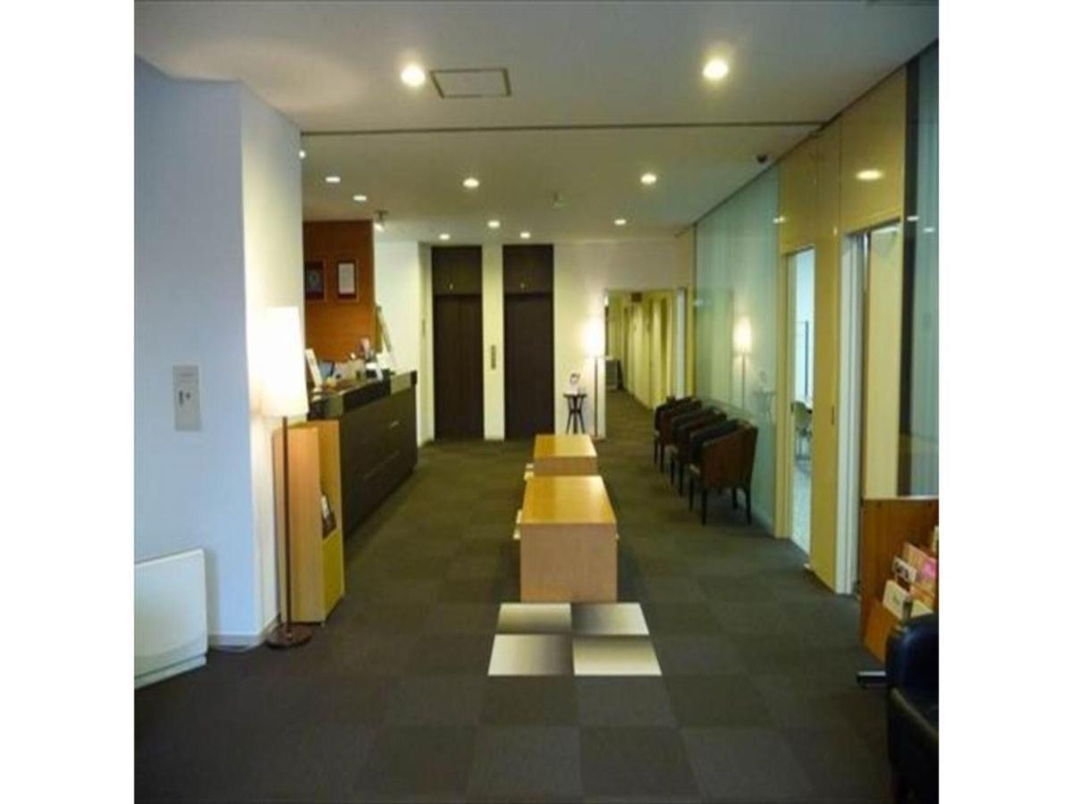 Court Hotel Fukuoka Tenjin - Vacation Stay 42334V Exteriör bild